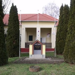 Kistótfalu